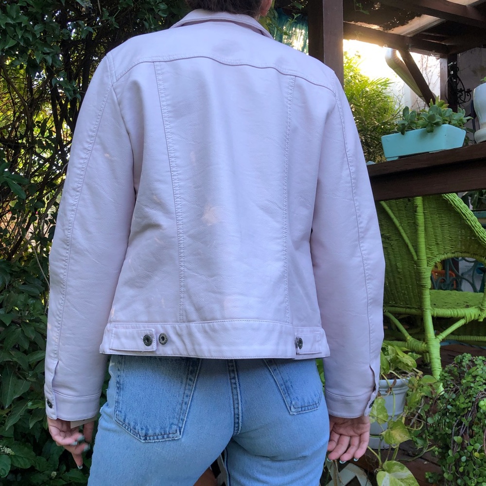 Levi’s Vegan Leather Pastel Jacket - Picture 4 of 6
